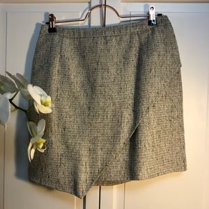 💥4 for $25 H&M Mini Skirt